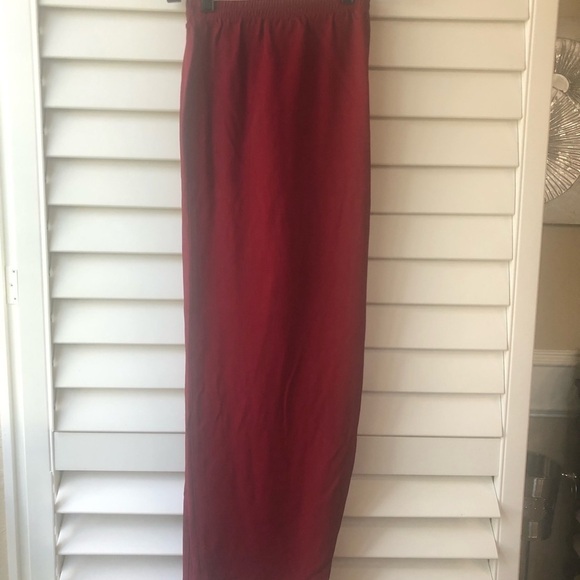 🩷5/$10 𝅺PLUS size pants 24W maroon color - Picture 3 of 4